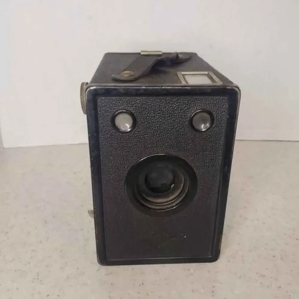Agfa Ansco No. 2 1940's Vintage Antique Film Box Camera